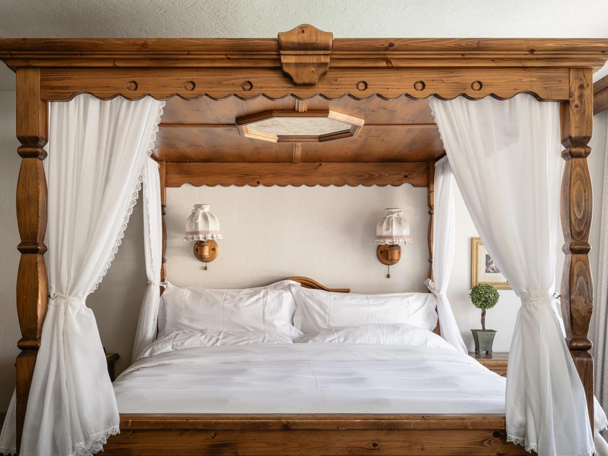 Enzian Inn Leavenworth